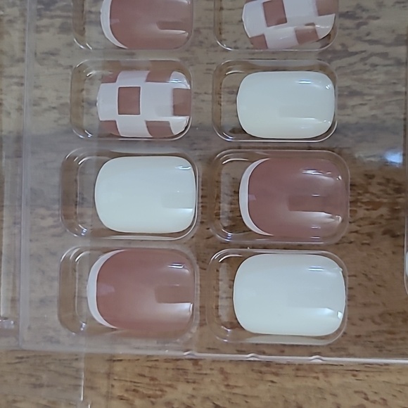 2/$16 Pink Checkerboard French Manicure Press On Nails - Picture 12 of 13